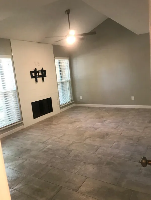 Flooring Contractor